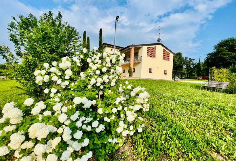 هتل Incanto Del Garda