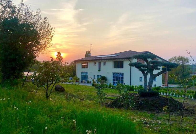 هتل Incanto Del Garda