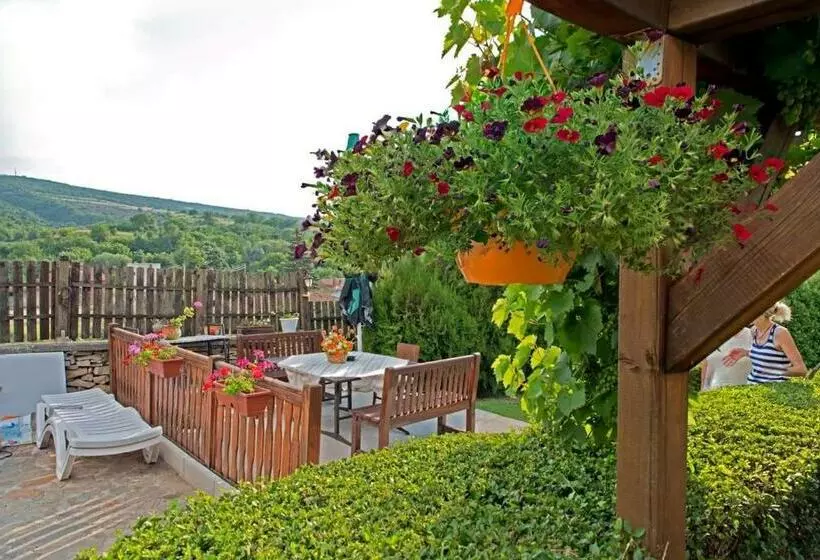 Pension Krushunska Panorama