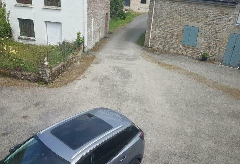 ペンション Le Jardin Des Chênes