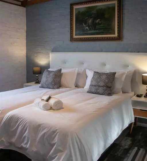 Majatalo Parkside Guesthouse