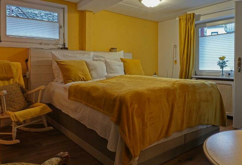 旅馆 Hier & Jetzt In Monschau City