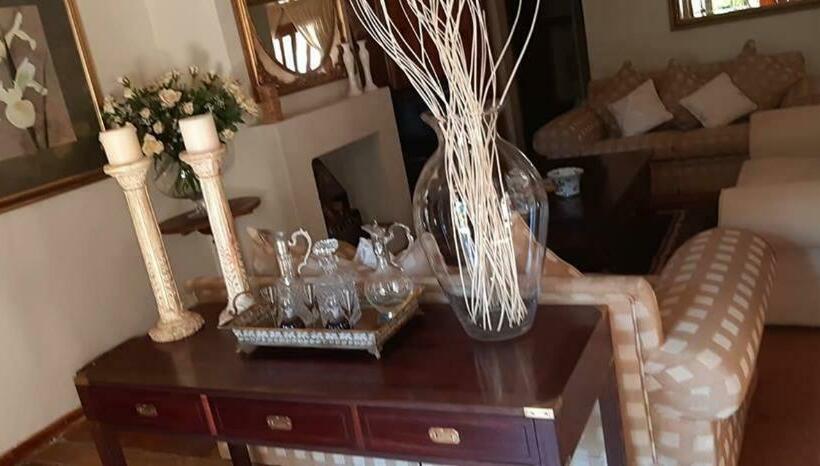 مبيت وإفطار African Dawn Guesthouse