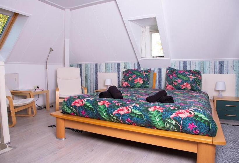 مبيت وإفطار B En B T Pekeltje