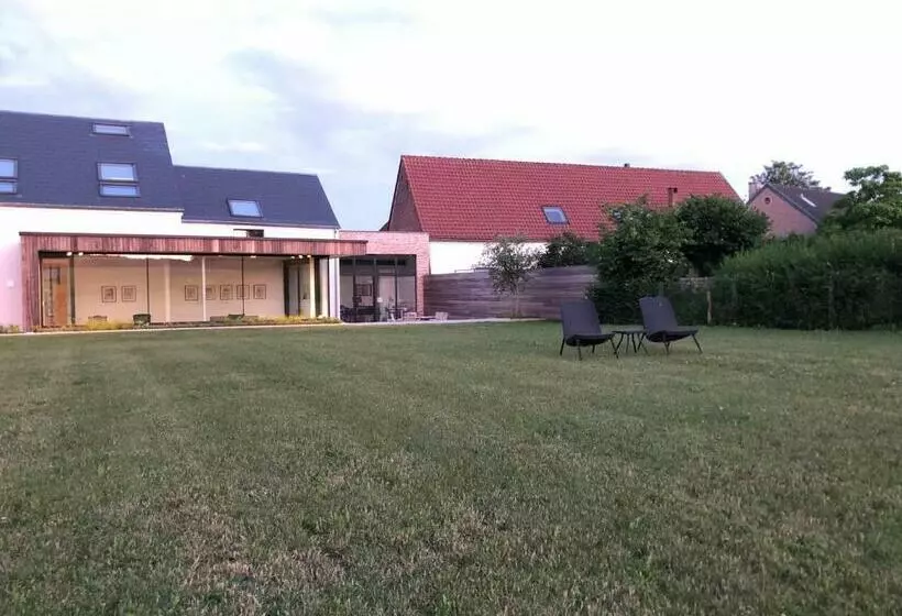 Aamiaismajoitus (B&B) Ma Tinée