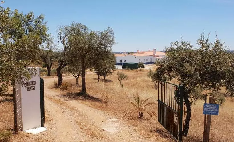 ベッドアンドブレックファースト Monte Anna