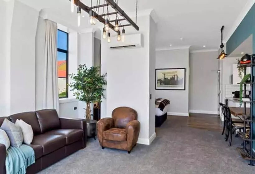 Hokitika Fire Station Boutique Accommodation