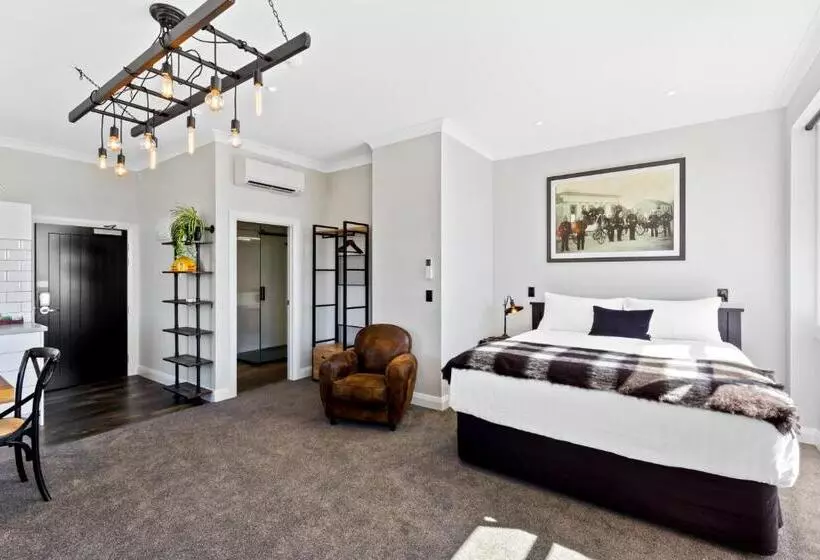 Hokitika Fire Station Boutique Accommodation