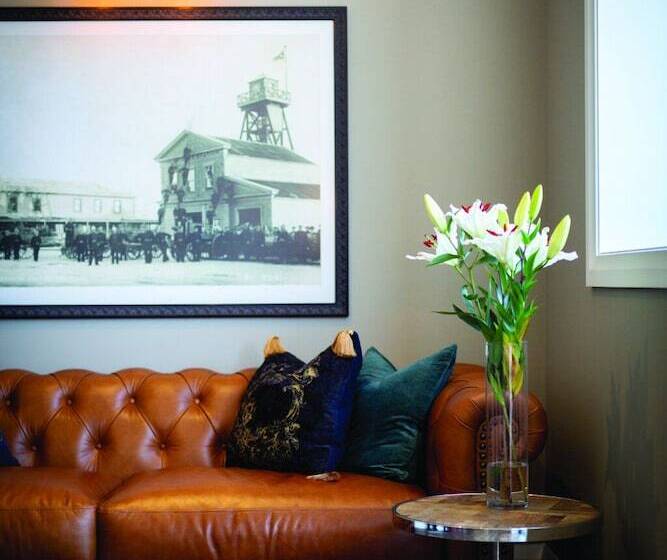 Hokitika Fire Station Boutique Accommodation