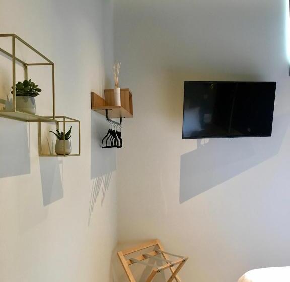 פנסיון Urban Nest