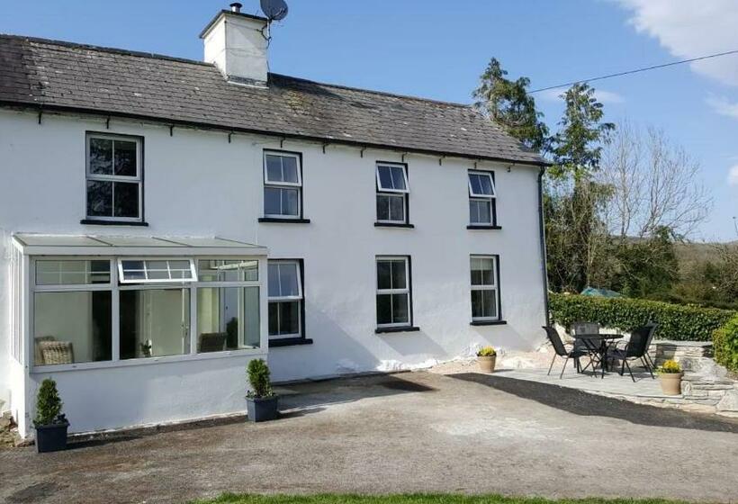 住宿加早餐  Gortamullen House, Kenmare