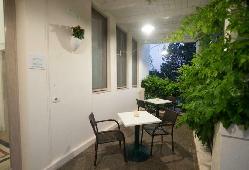 مبيت وإفطار Villa Dea