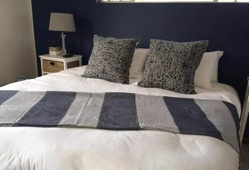 Majatalo Koraalboom Guesthouse