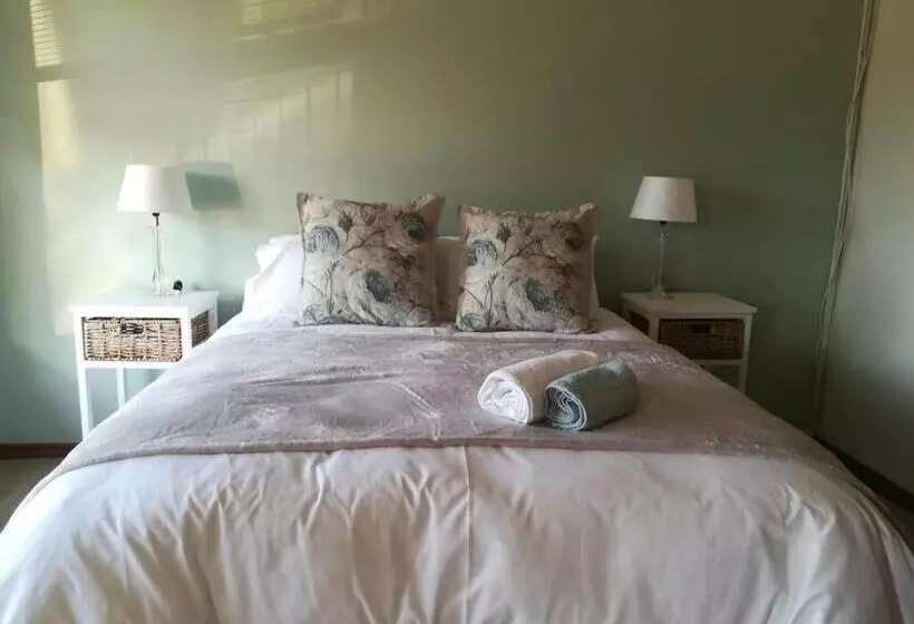 Majatalo Koraalboom Guesthouse