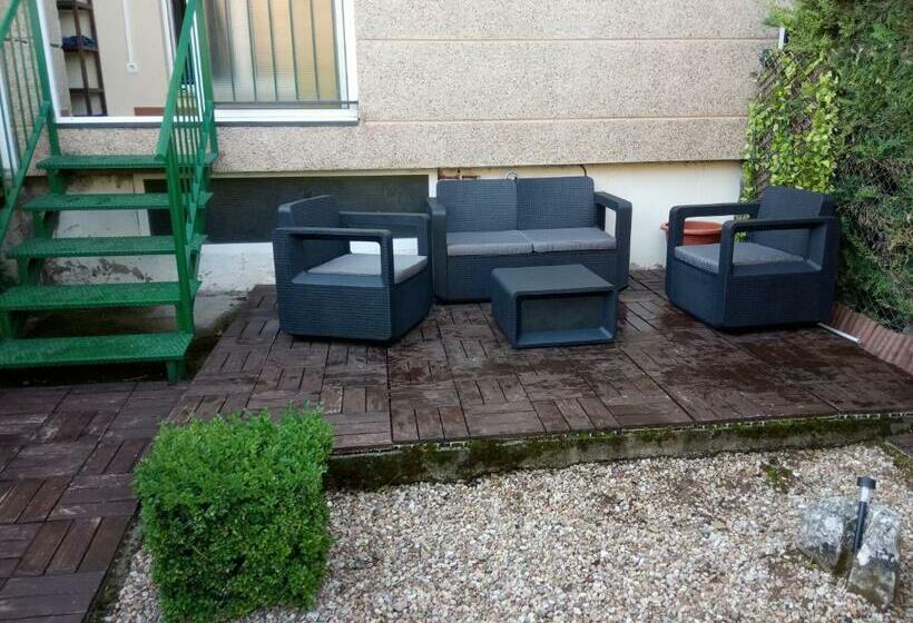 膳宿费 Plaza Ramon Santillan