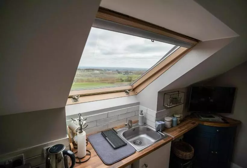 ペンション Sperrin View Suite   Luxury Space With Budget Friendly Pricing
