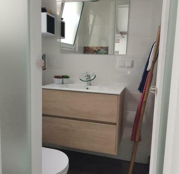 ユースホステル Pink Nblue House