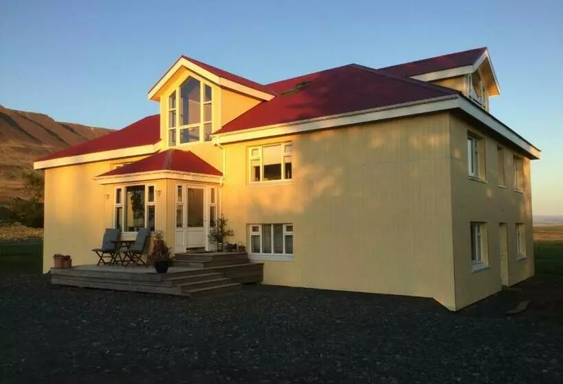 پانسیون Frostastaðir Guesthouse