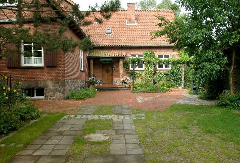 Пансион Privatzimmer Alte Schule