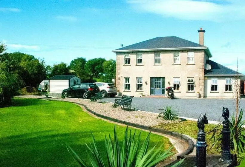 Aamiaismajoitus (B&B) Kingstown House