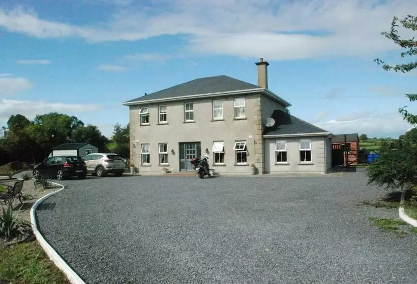 Aamiaismajoitus (B&B) Kingstown House