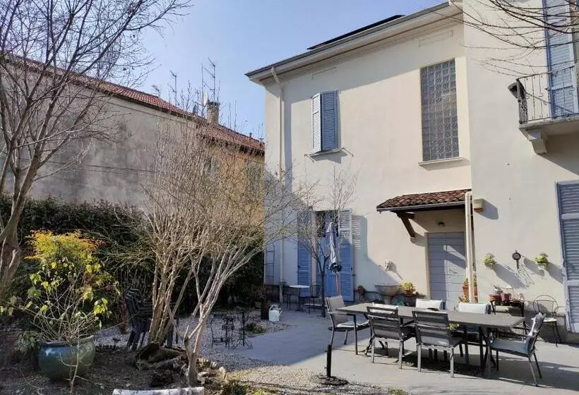 پانسیون Villa Scalabrini