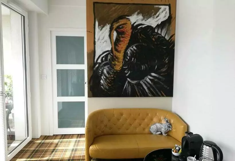 Aamiaismajoitus (B&B) Monts Dôme