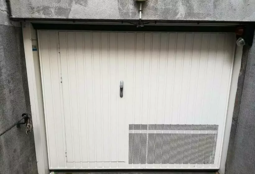 Aamiaismajoitus (B&B) Monts Dôme