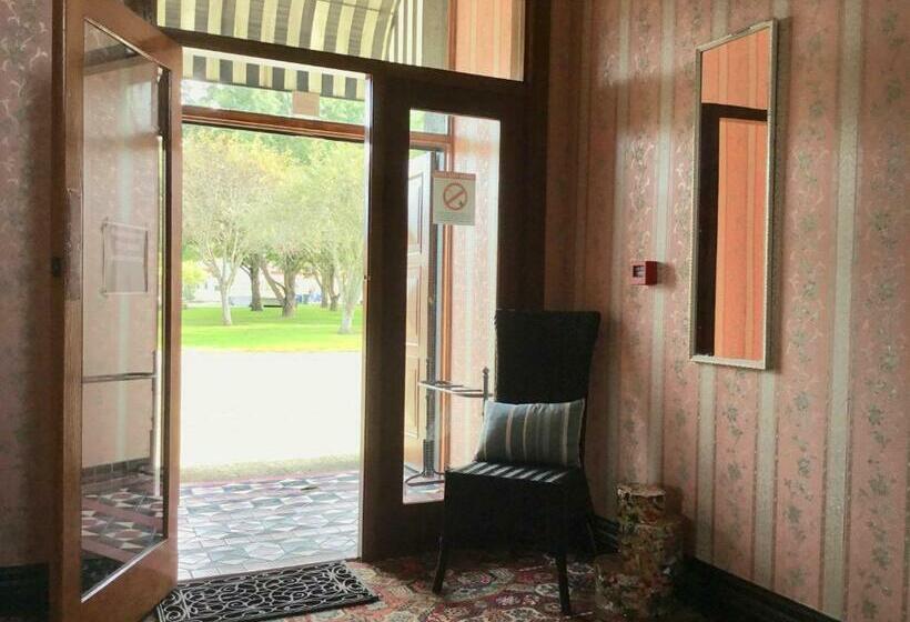 בית מלון כפרי Royal Mail