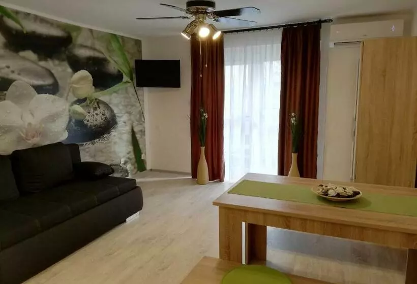 Orchidea Apartman