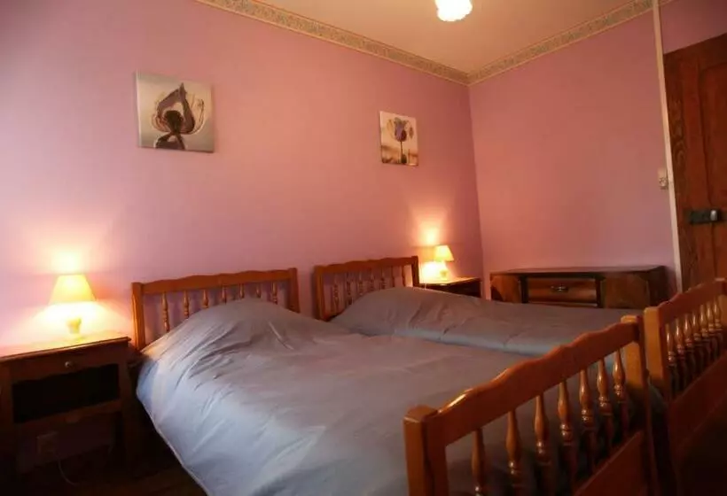 Aamiaismajoitus (B&B) Chambres D Hôtes Domaine Des Iris