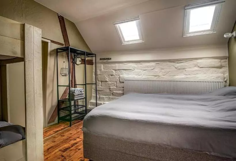 Hotelli Vakwerkloft
