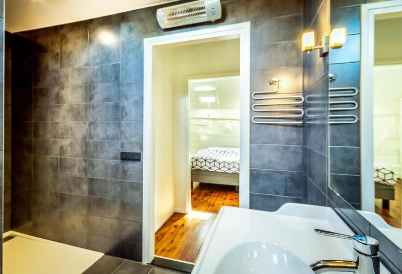 Отель Vakwerkloft