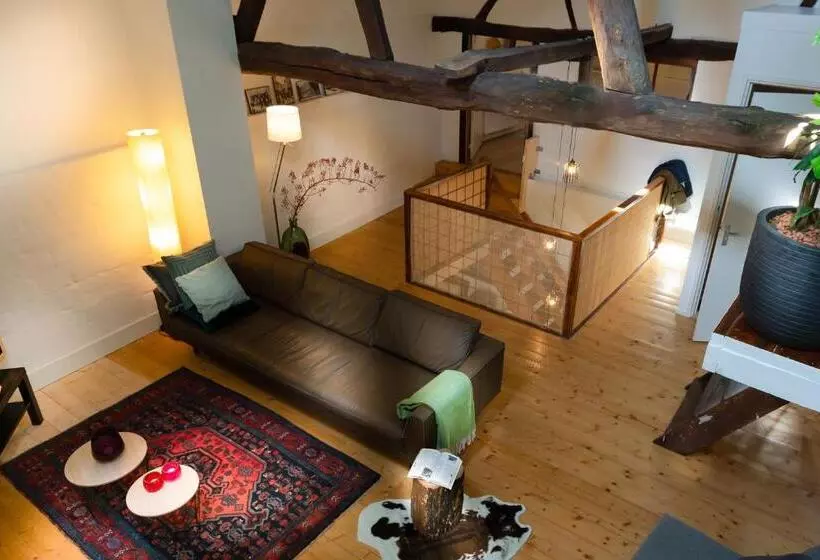 Hotelli Vakwerkloft
