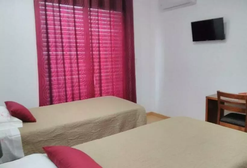 ペンション Charrua Do Mondego   Alojamento Local