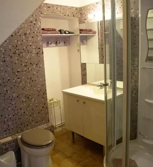 ベッドアンドブレックファースト Autan Des Couleurs