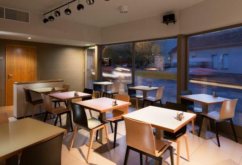 ベッドアンドブレックファースト Fekete Sas Motel