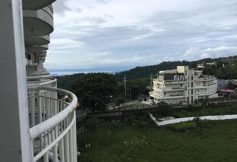 Hotel Condo With Free Swimming Pool & Viewing Deck