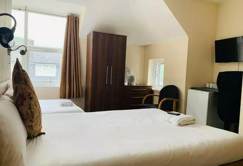 Majatalo Albert Guest House