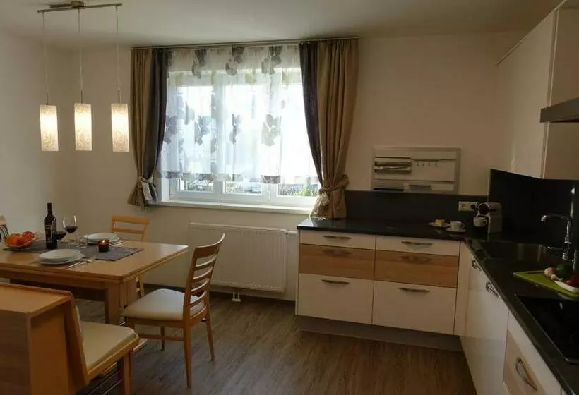 ペンション Haus Brunner