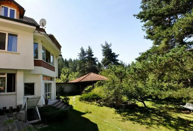 ペンション Strandzhata S House