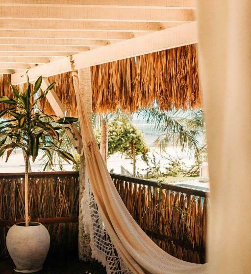 هاستل Praia Melu