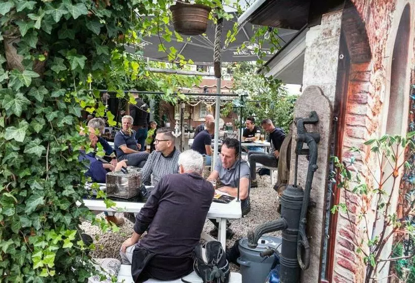 Aamiaismajoitus (B&B) Den Oude Herberg