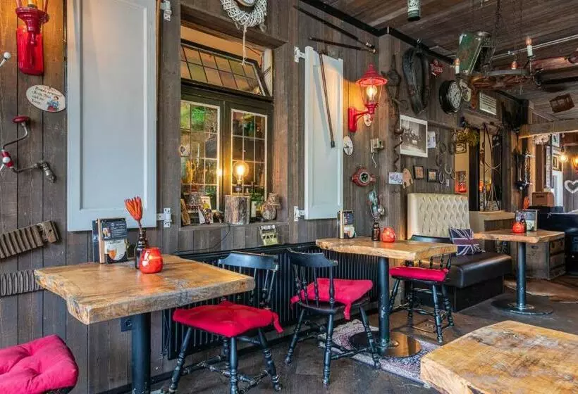 Aamiaismajoitus (B&B) Den Oude Herberg