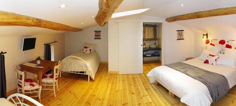 민박 La Chenevière