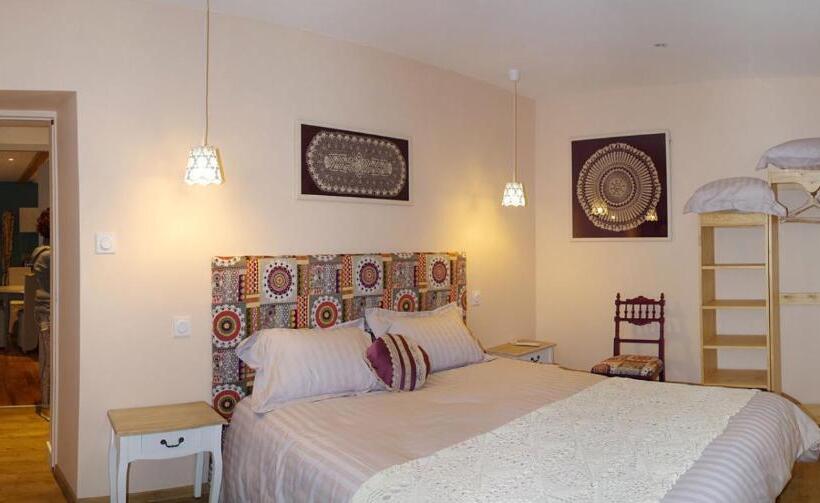 민박 La Chenevière