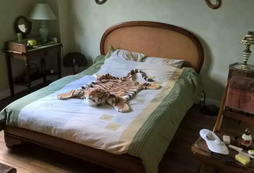 Aamiaismajoitus (B&B) La Villa Des Chats