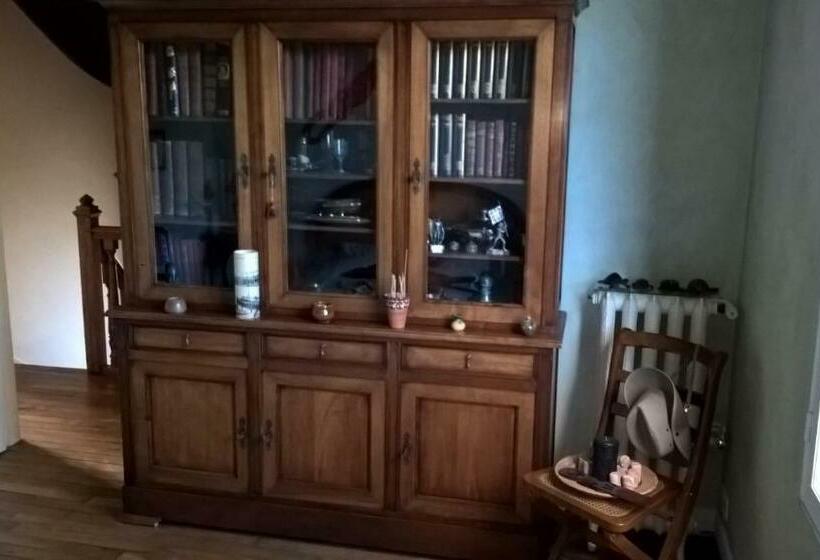 민박 La Villa Des Chats