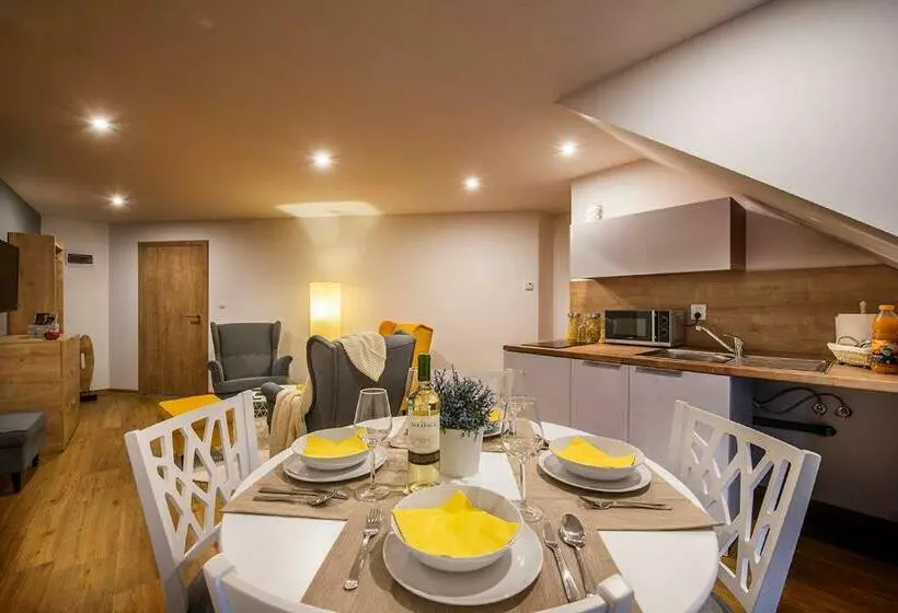 Hotelli Villa Bellevue Wellness