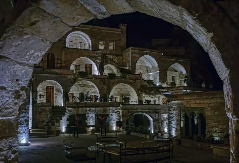 Anatolian Houses Cave Hotel & Spa